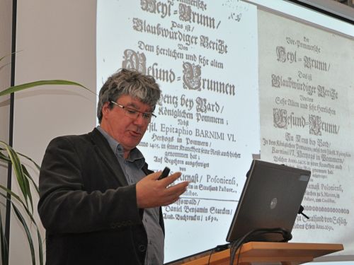 Dr. Hartmut Kühne